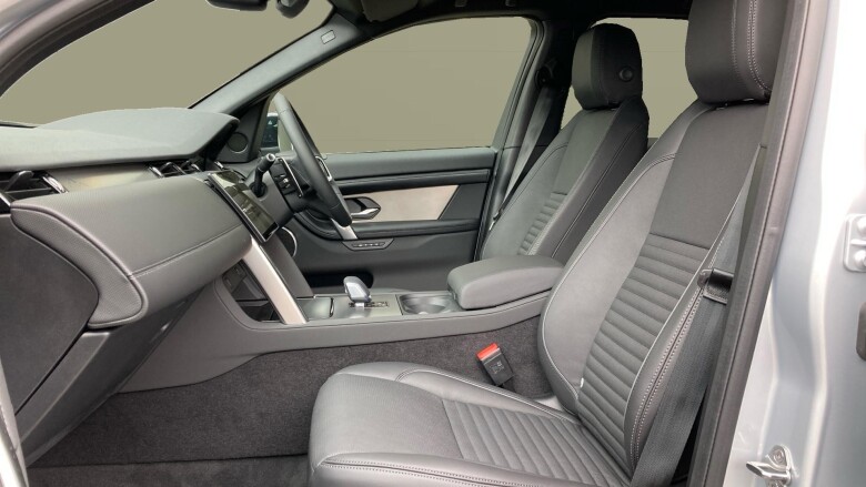 Land Rover Discovery Sport 2.0 D200 Landmark 5dr Auto [7 Seat] Diesel Station Wagon